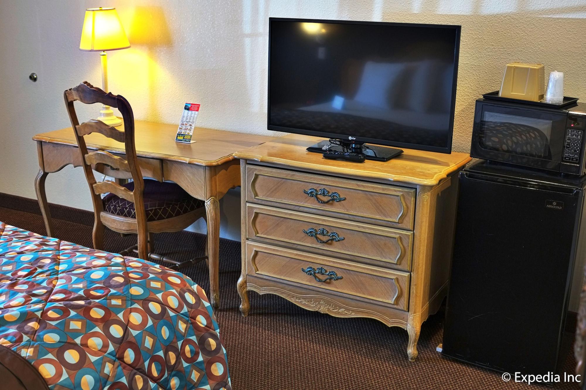 Anaheim Discovery Inn And Suites Exteriér fotografie
