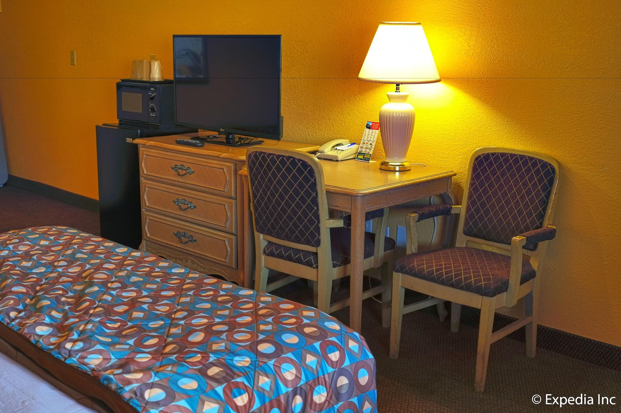 Anaheim Discovery Inn And Suites Exteriér fotografie