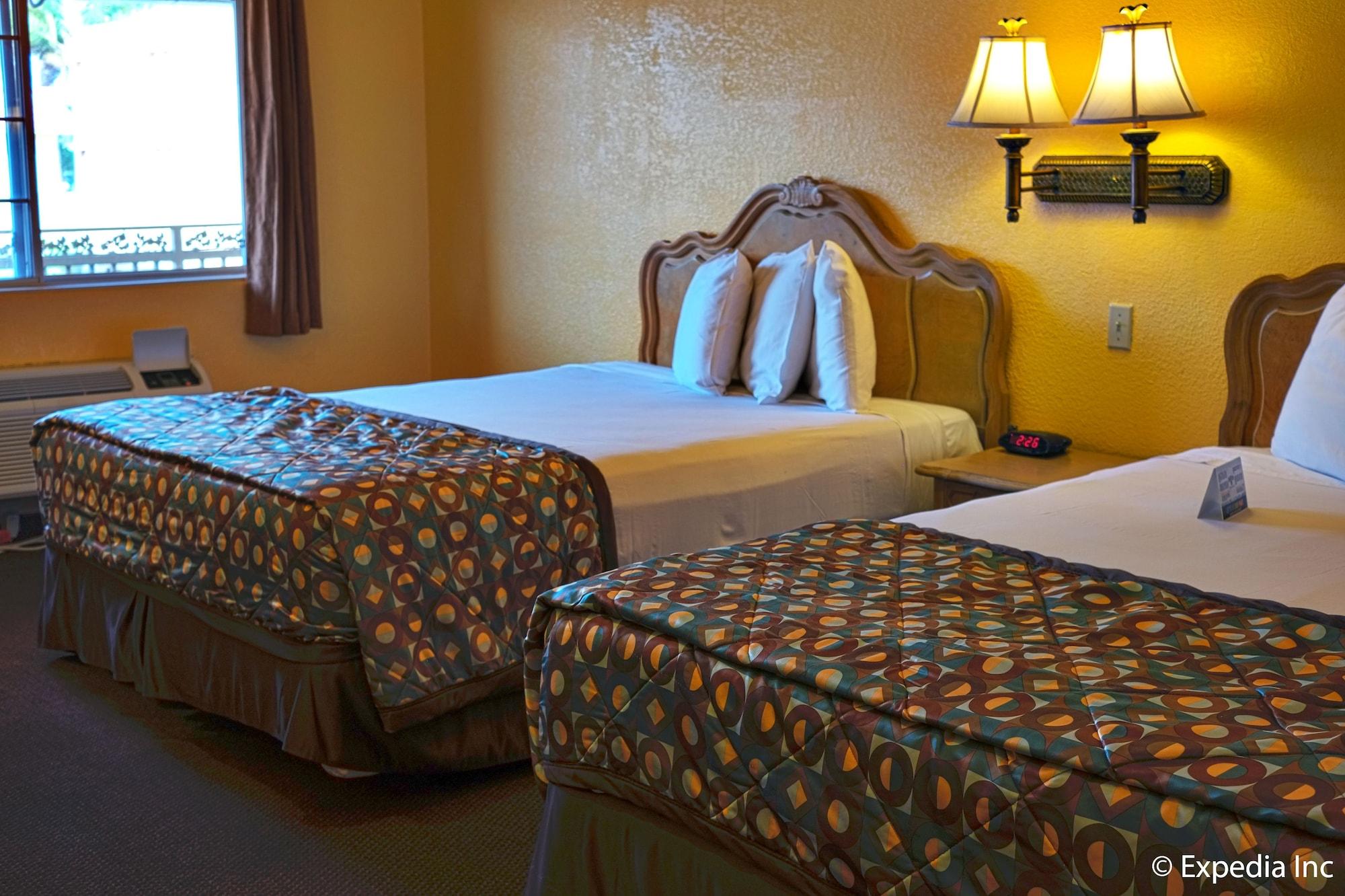 Anaheim Discovery Inn And Suites Exteriér fotografie